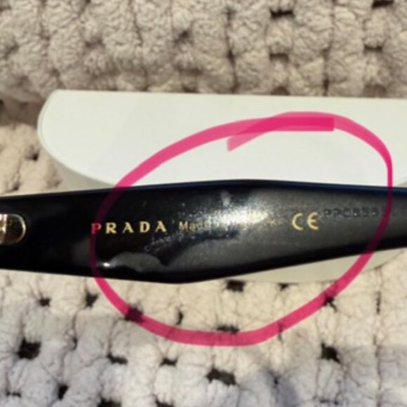 Prada Sunglass - Picture 13 of 16